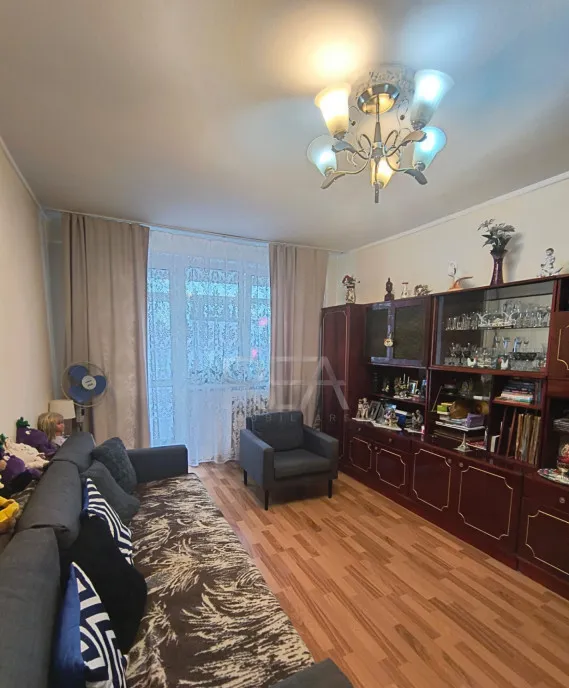 3 camere et 1/10 anvelopat Drumul Taberei Frigocom