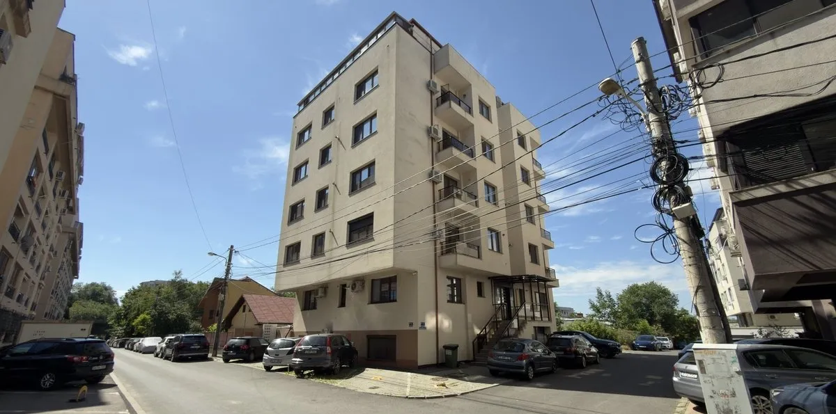 Garsoniera parter inalt langa Romatsa mobilata si utilata