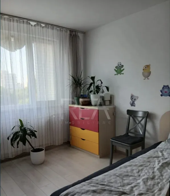 3 camere decomandat 66mp bloc anvelopat Drumul Taberei