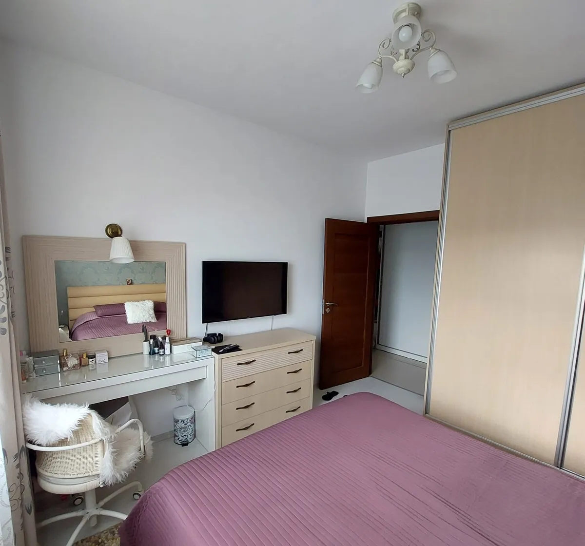 Plaza Lujerului inchiriez apartament 2 camere