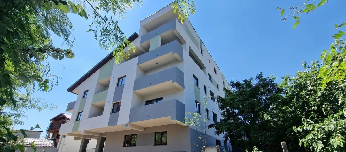Pacii Ap 2 cam 46 mp etaj 1 4 langa metrou Pacii str Margelelor