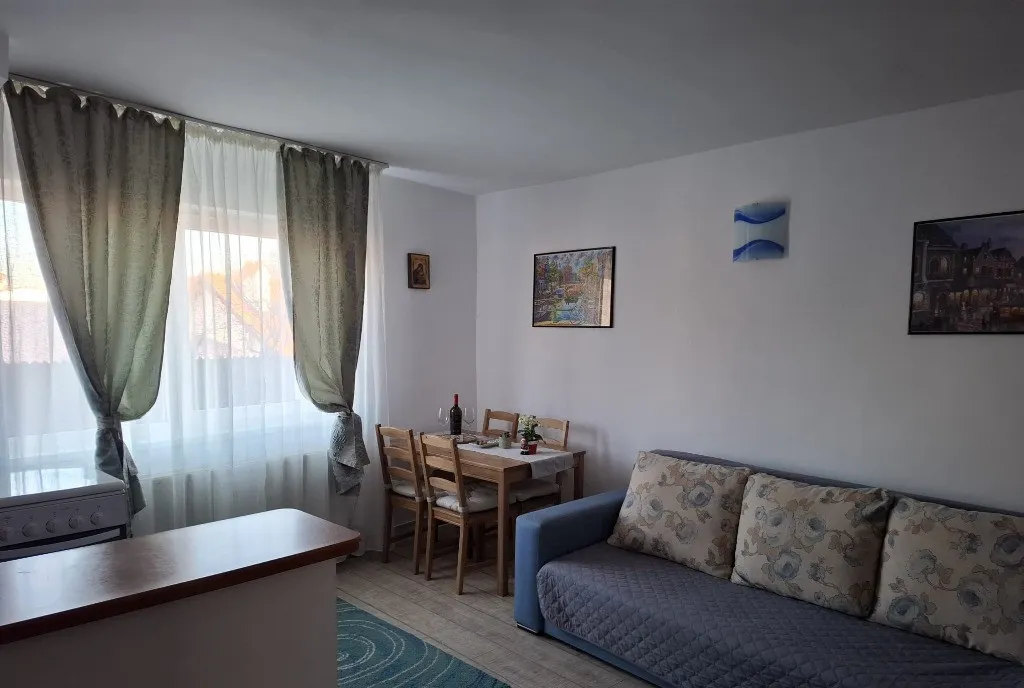 Casa 2 camere in Schei aproape de centru