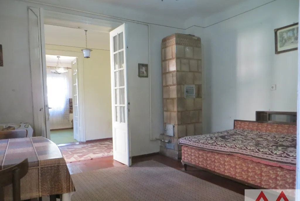 Casa Rond Alba Iulia Decebal adiacent Dristorului teren 143mp