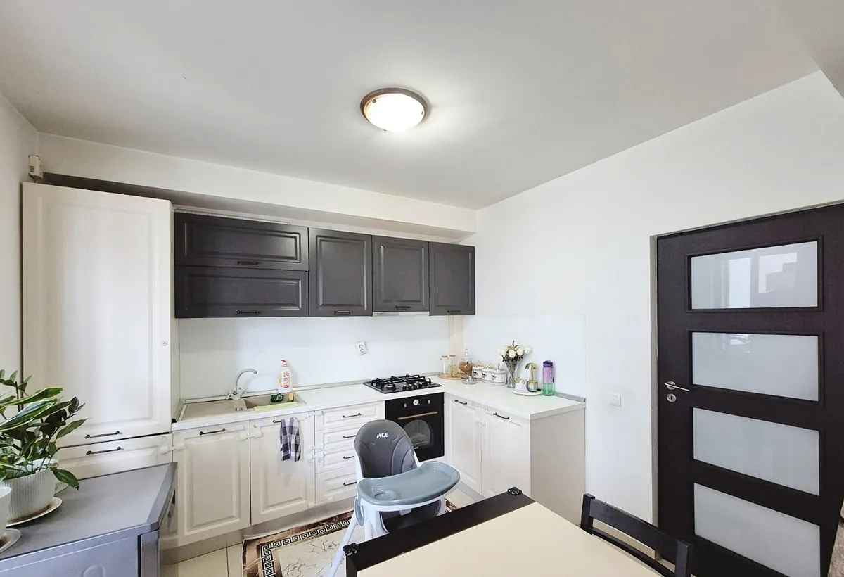 Dobroesti 2 camere 85mp 2 locuri de parcare