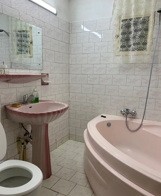 Crangasi Apartament cu 4 camere Crangasi 5 min pana Metrou