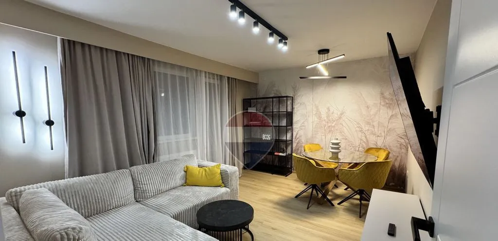 Apartament lux 3 camere de vanzare renovat integral Acade