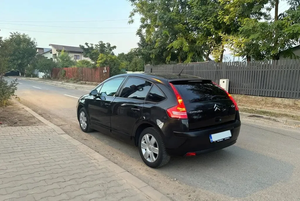 Citroen C4 1 6HDI 109cp cutie viteze automata 2008 2 500 eur