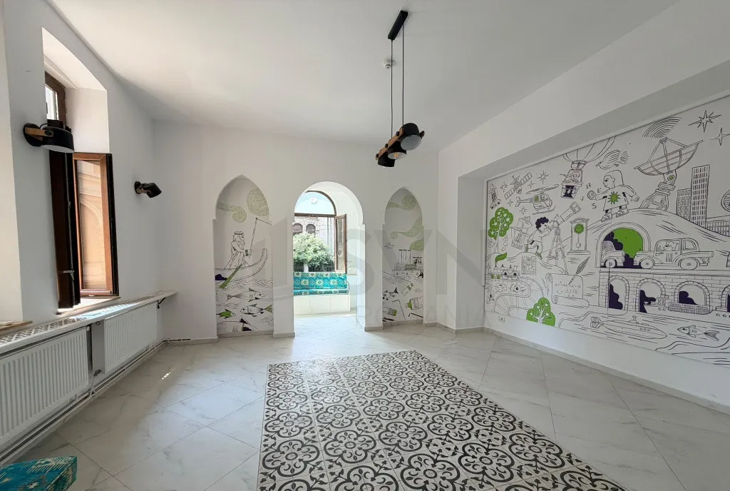 Vila zona Unirii I 440 mp I 3 intrari