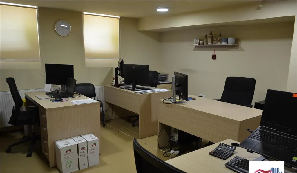 Spatiu pentru Birouri 2 Camere de Zona Centrala
