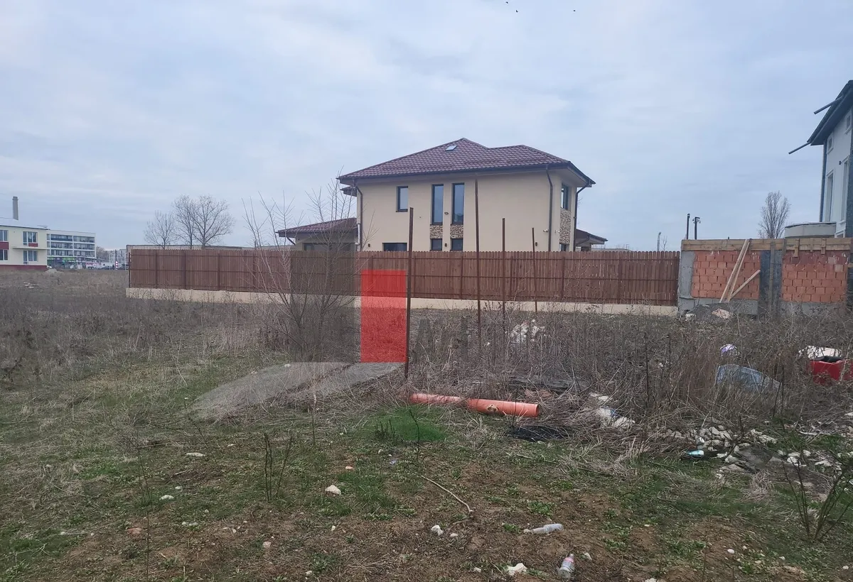 Titan Parcul Teilor teren intravilan