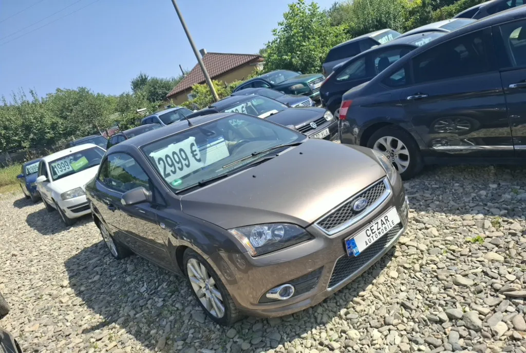 Ford Focus DECAPOTABIL rate cu buletimul 2 999 eur