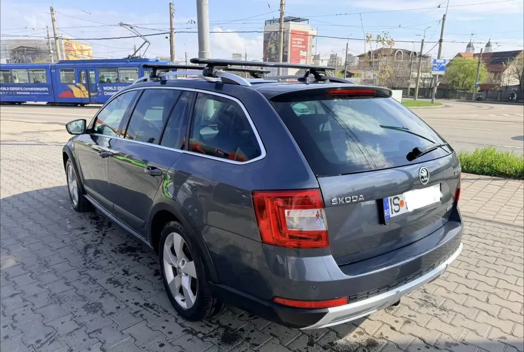 Skoda Octavia Scout 1 8 TSI 4x4 7 900 eur