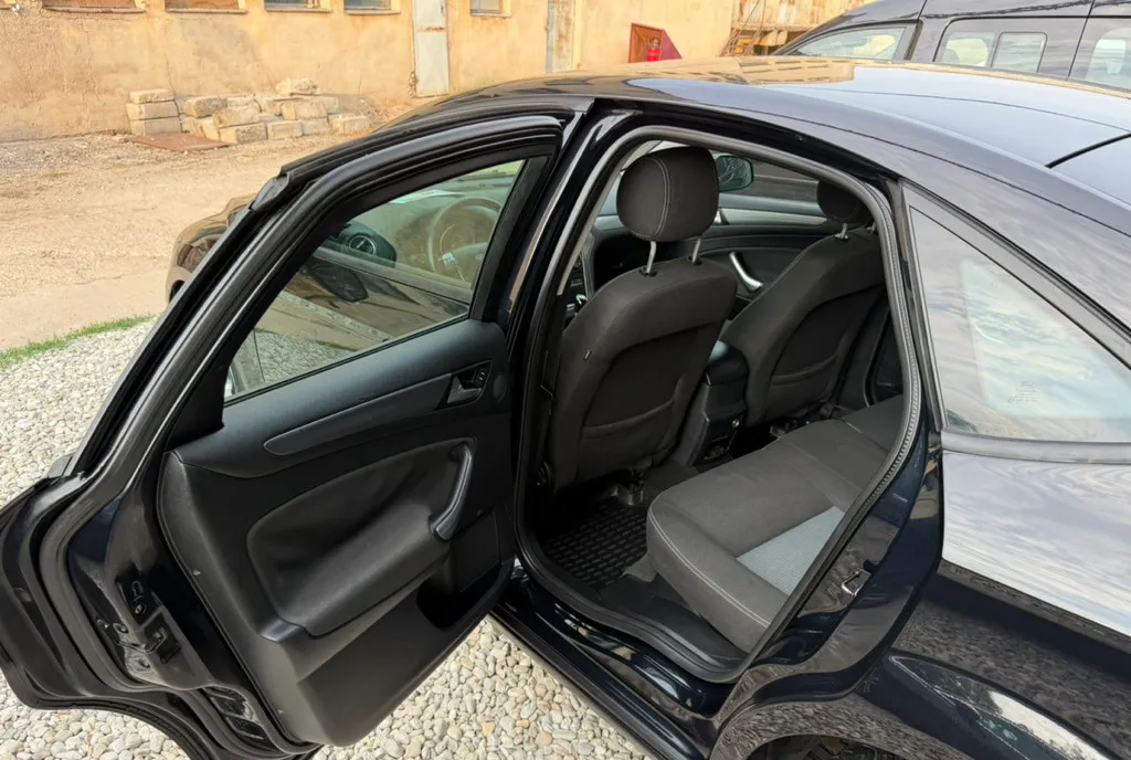 Ford Mondeo Facelift 2012 1 6 TDCi 116CP Rate Buy-Back 3 590 eur