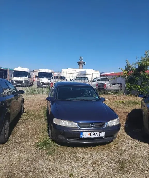 Opel Vectra B ieftin si bun 4 500 lei