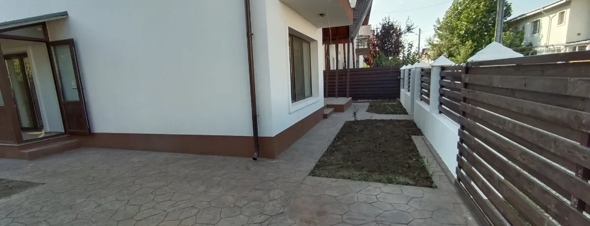 Berceni Comuna Str Miorita vila p--arter etaj si masarda amenajata