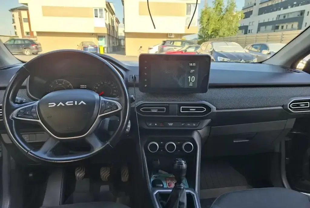 Dacia Logan 3 2023 FULL Option Garantie Nov 2027 / 200k km Uber/Bolt 11 000 eur