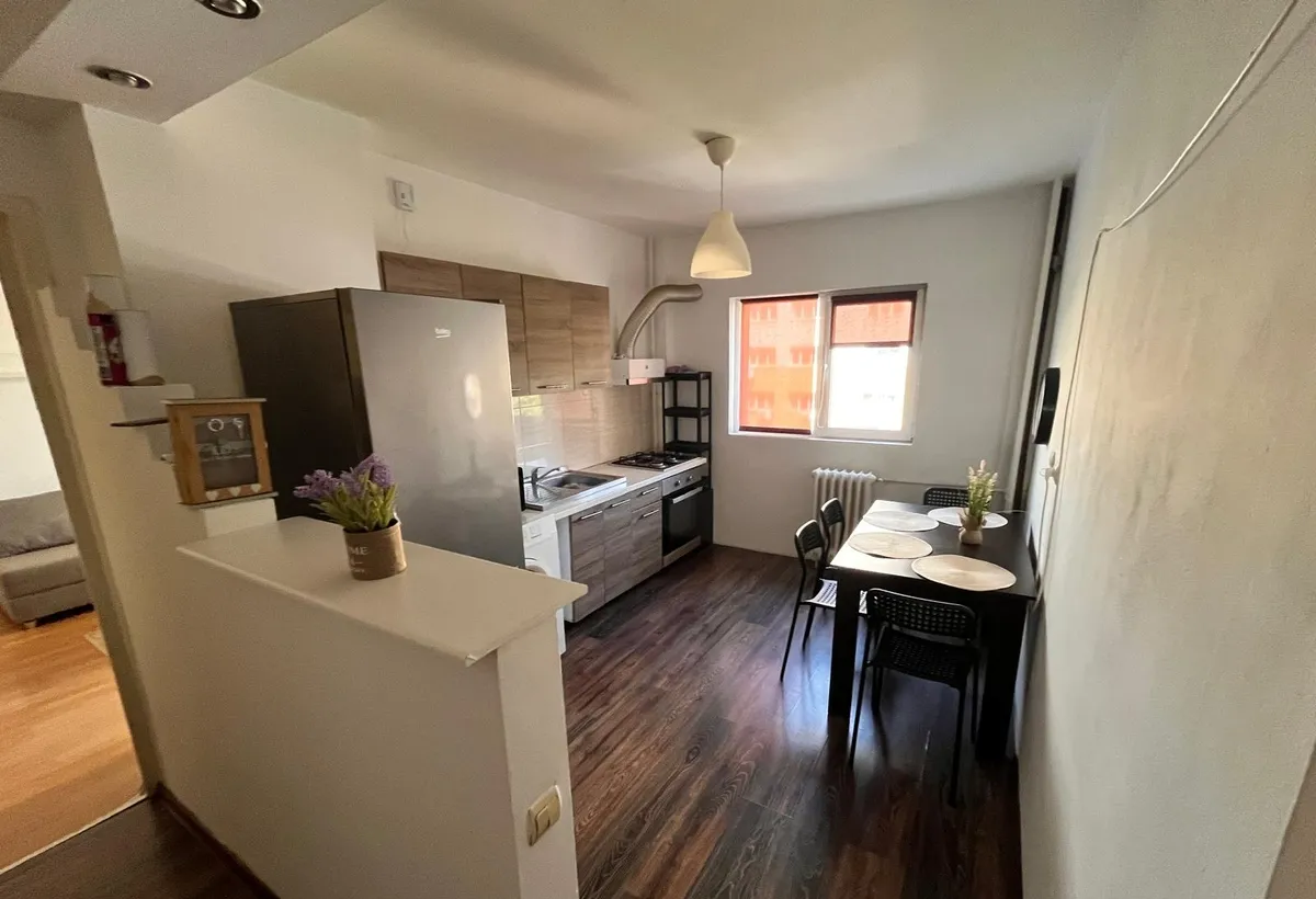 Dristor Metrou Aleea Scolarilor 3 camere 70 mp etaj 5
