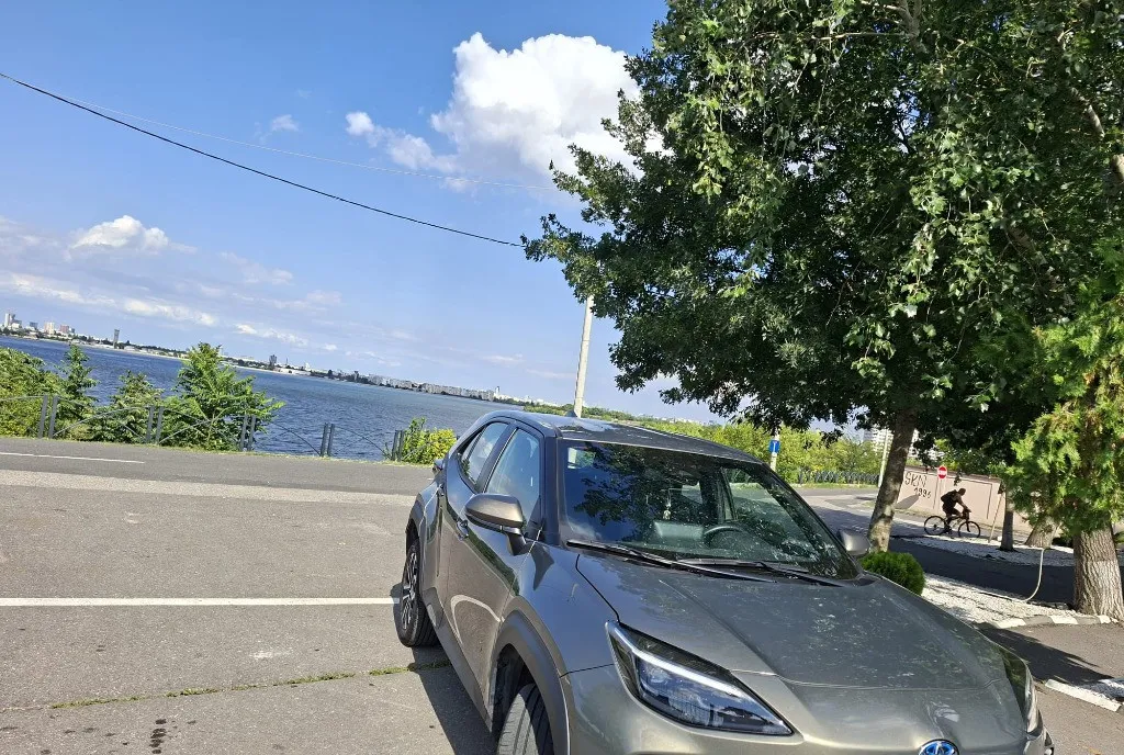 Toyota Yaris Cross 1 5 Hybrid Dynamic 2023 24 081 km Garantie Revizie 22 500 eur