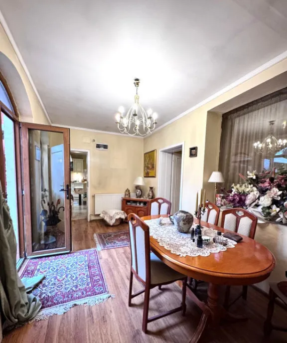 Apartament 2 camere 57 mp zona Eroilor