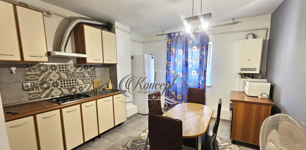 Apartament cu 3 camere Intre Lacuri