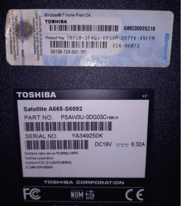 Vand laptop Toshiba Satelite A665 i7 Q740 6 Gb RAM HDD