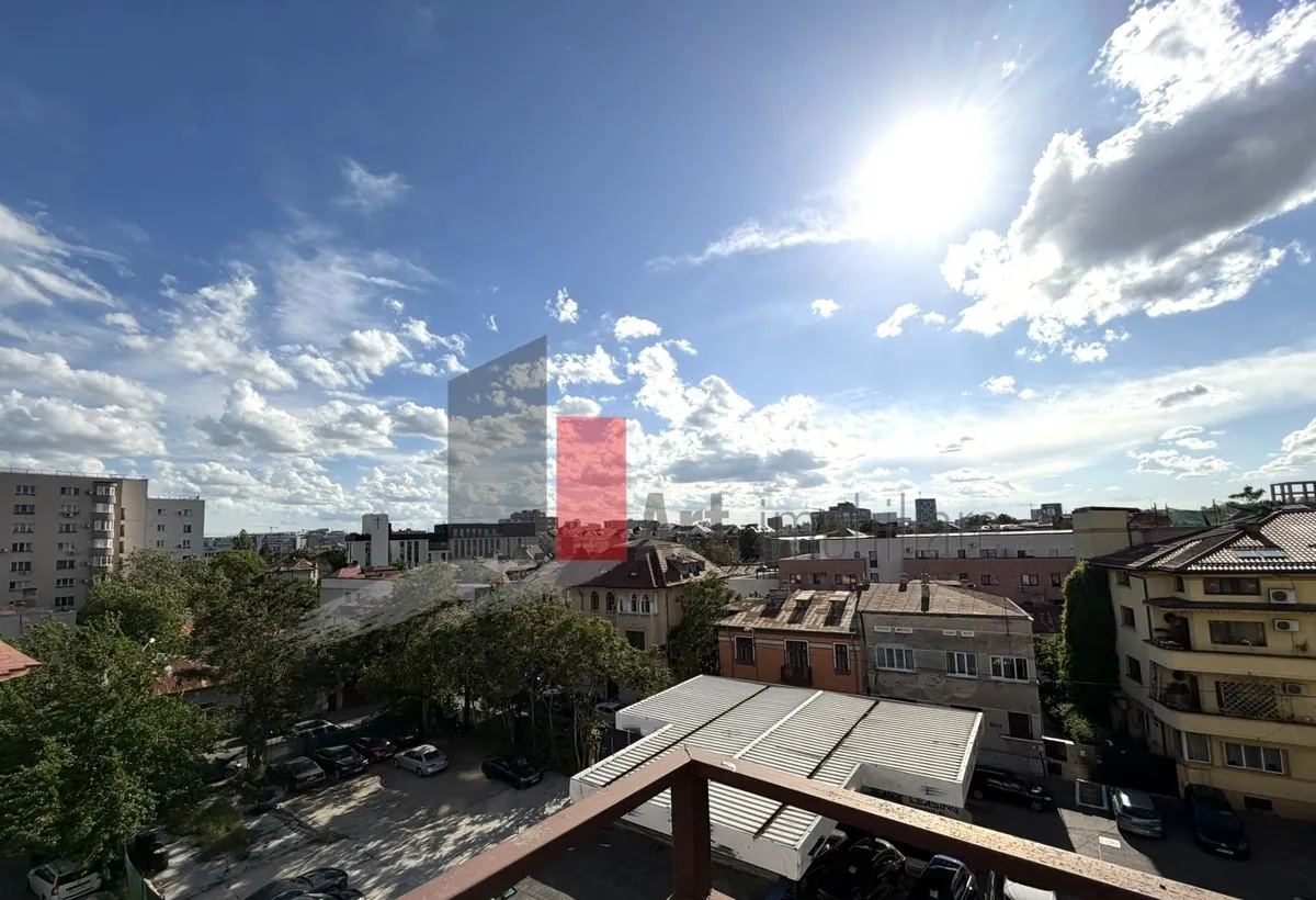 Calea Calarasilor Popa Nan apartament 3 camere tip duplex