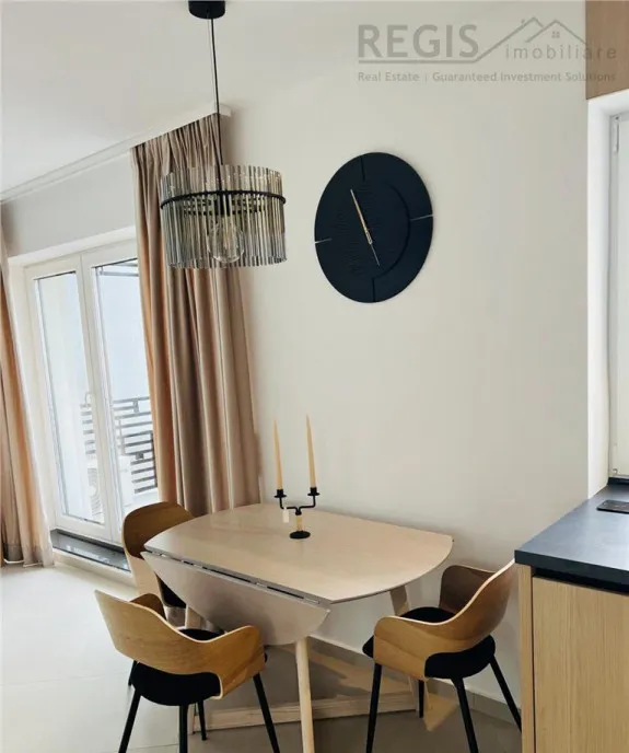 Proprietate amenajata designer panorama munte parcare acop