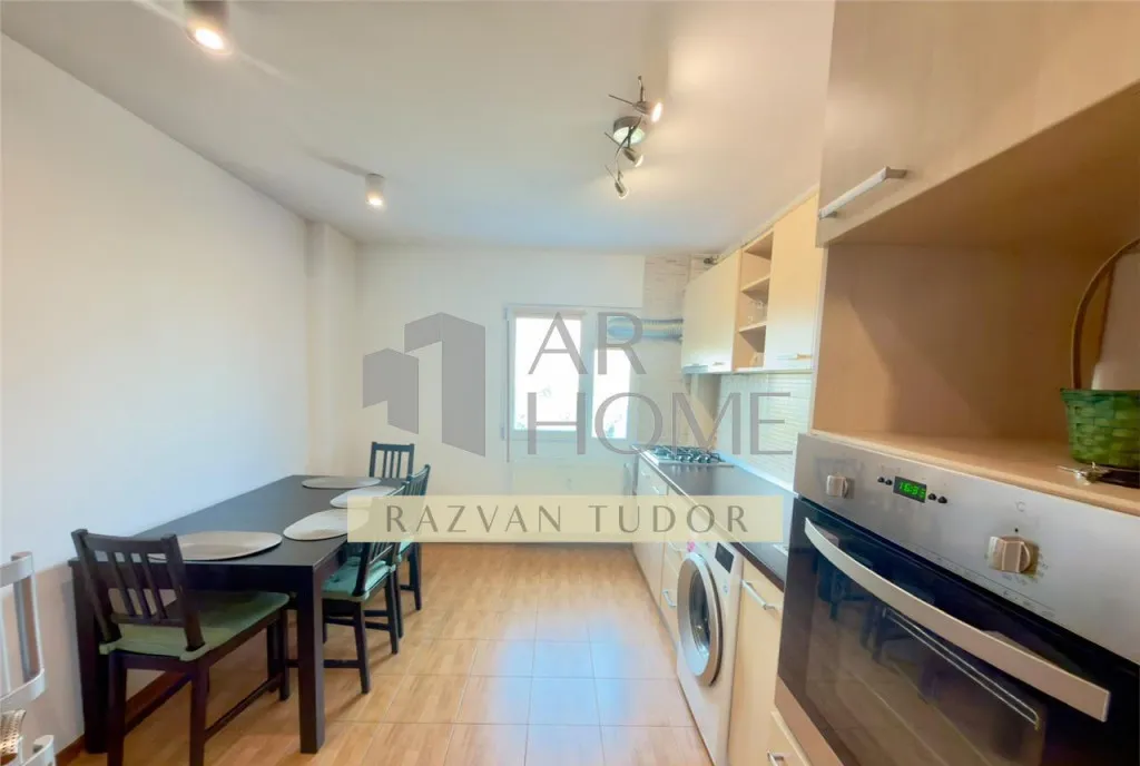Apartament 2 camere zona Republicii Mihai Viteazu Ploi