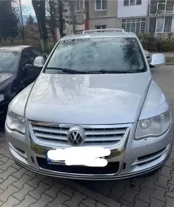 Volkswagen Touareg 2 5 TDI 2007 - Pe Arcuri - Pret Negociabil fara schimburi 3 950 eur