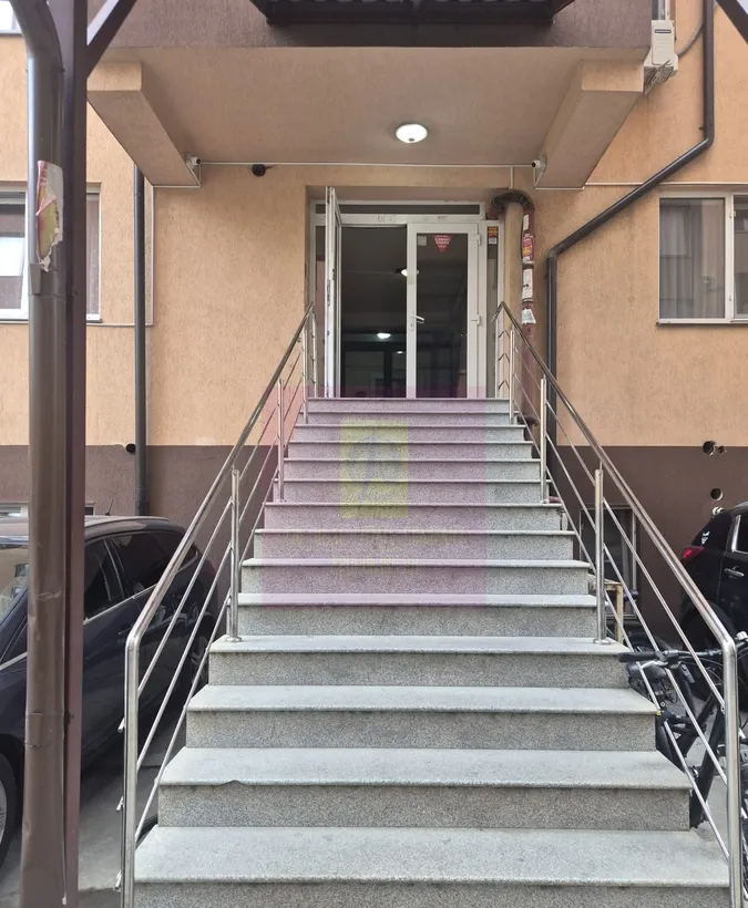 Apartament 3 camere militari terasa 11 mp acces rapid A1