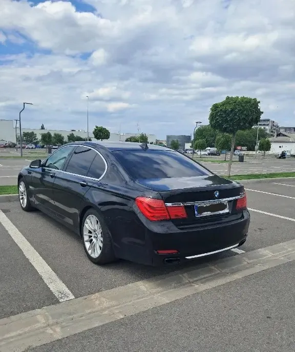 BMW 740 XDrive 2013 autoturism 10 900 eur