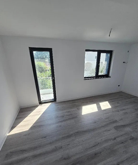 Duplex modern in Corbeanca toate utilitatile curte proprie finisaje