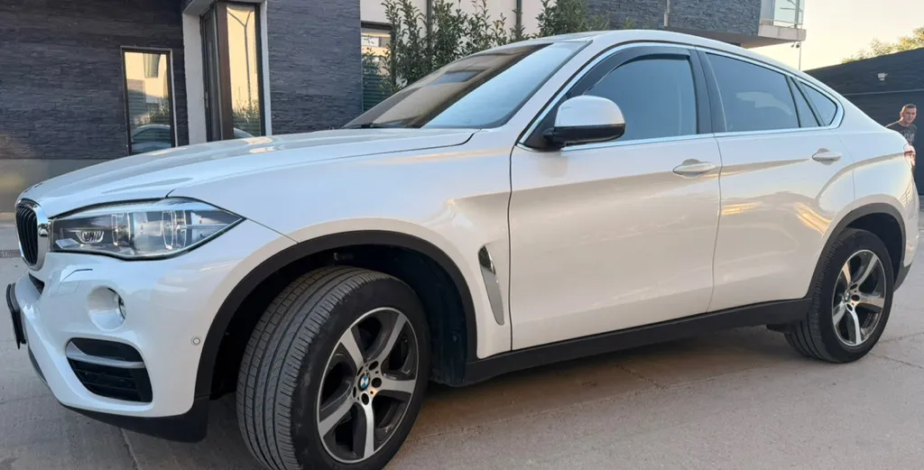 BMW X6 30D 2019 36 800 eur