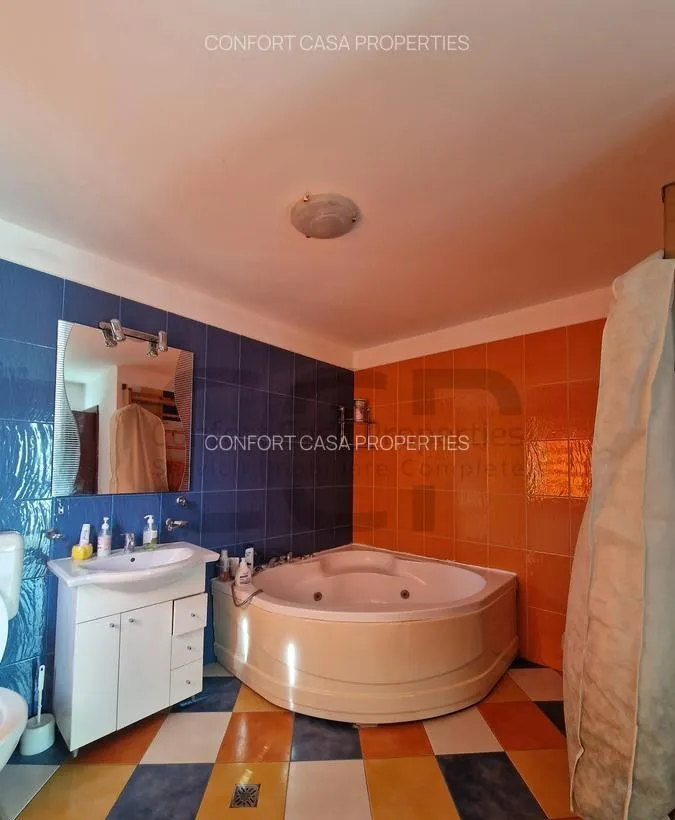 Splaiul Unirii Calea Vitan Mihai Bravu Vila 330 mp P 1E M garaj
