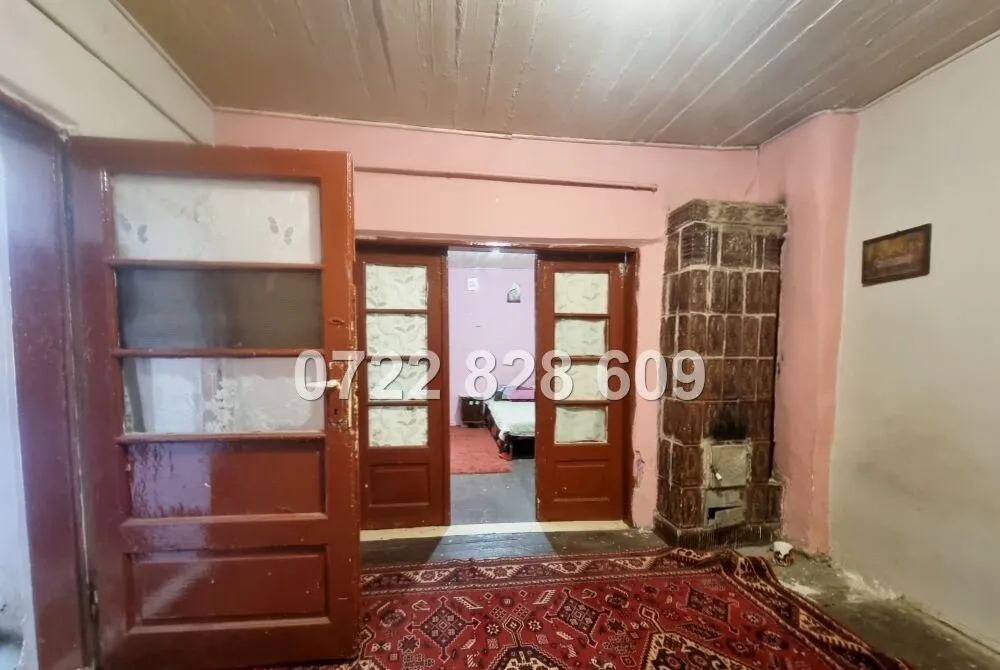Sos Bucuresti Magurele Str Caracal casa singur curte 2 corpuri
