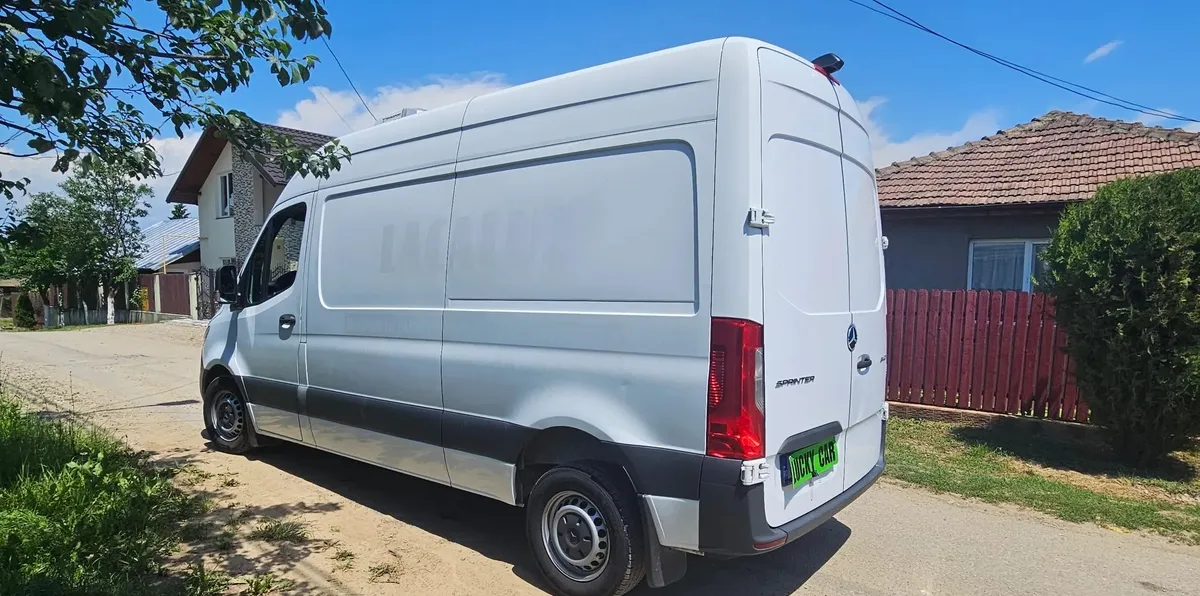 Mercedes Benz Sprinter