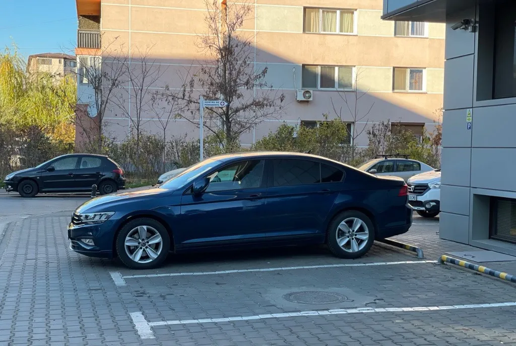 VW Passat B8 5 Berlina - 1 5 TSI DSG - Albastru Aquamarine - 70 000 km - 18 399 18 399 eur