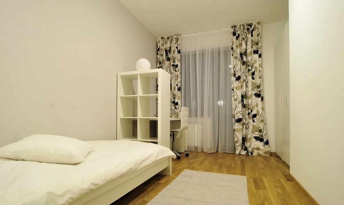Apartament 4 camere complet mobilat Iancu Nicolae