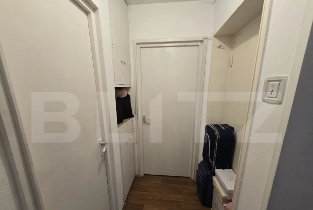 Apartament 3 camere decomandat 61mp 2 balcoane intermedia