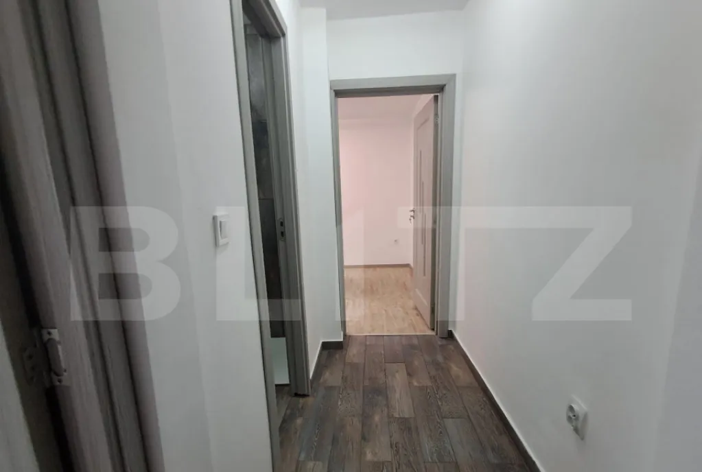 Apartament cu 3 camere complet renovat de vanzare - damb
