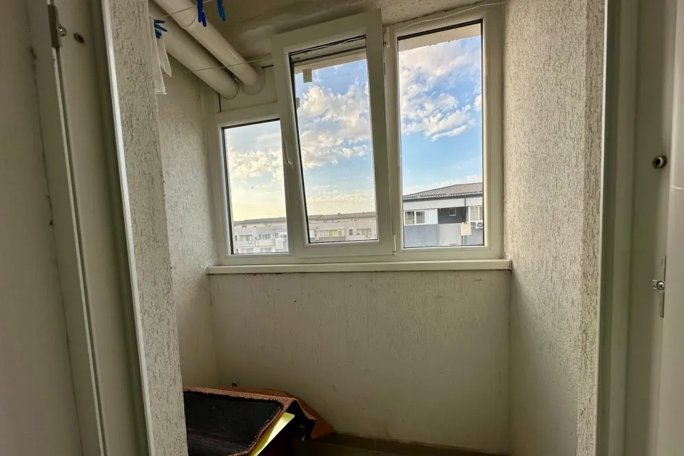 Garsoniera bloc nou balcon inchis 289 euro