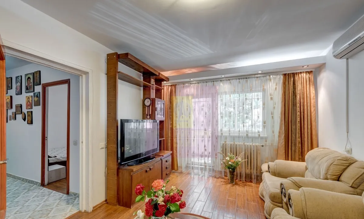 Apartament cu 2 camere de vanzare Panduri - Calea 13 Septembrie