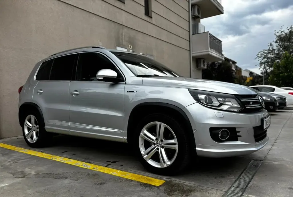 Volkswagen Tiguan Sport amp Style 4Motion 15 200 eur