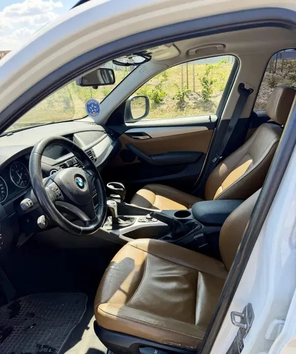 BMW X1 sDrive 1 8 2 0 - 143 cp an 2011 icirc nmatriculata Ro 7 500 eur
