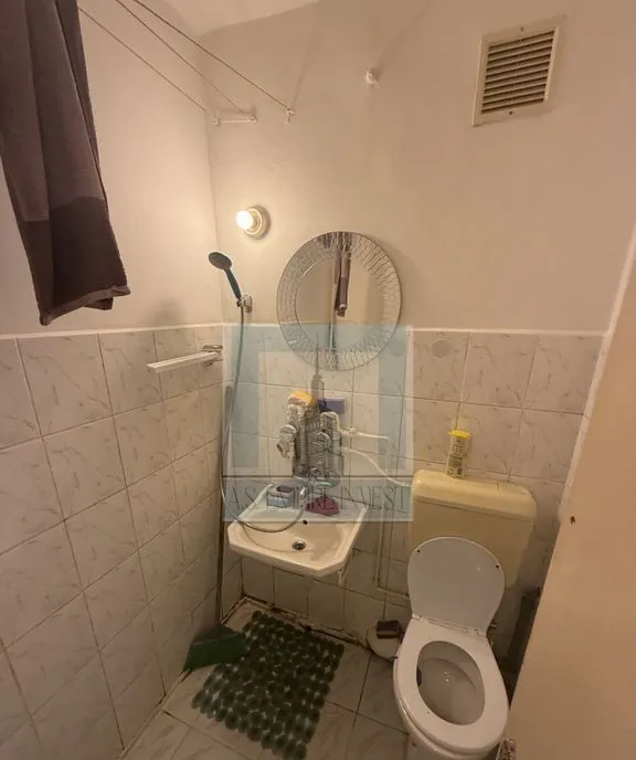 Garsoniera 12 mp utili zona Vlahuta