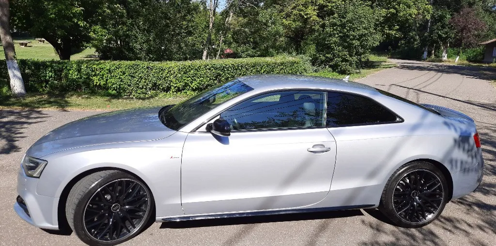 Audi A5 Coupe 1 8 TFSI cod motor CJEE - gen 3 Black Edition Full Istoric 17 500 eur