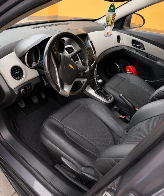 Chevrolet Cruze 2 0 VCDI 163 CP 3 000 eur