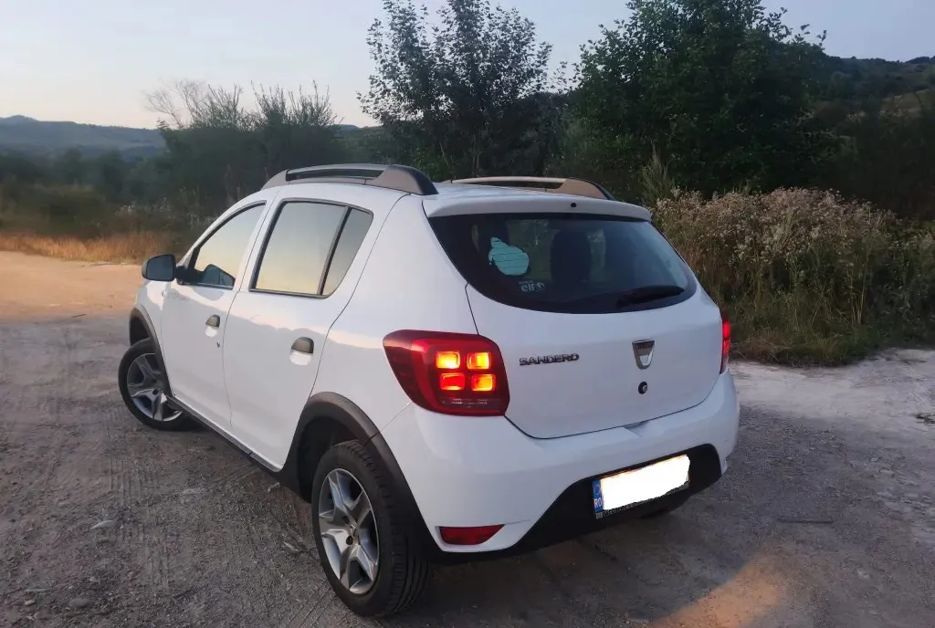 Dacia Sandero Stepway 2019 - 65910 km 7 300 eur