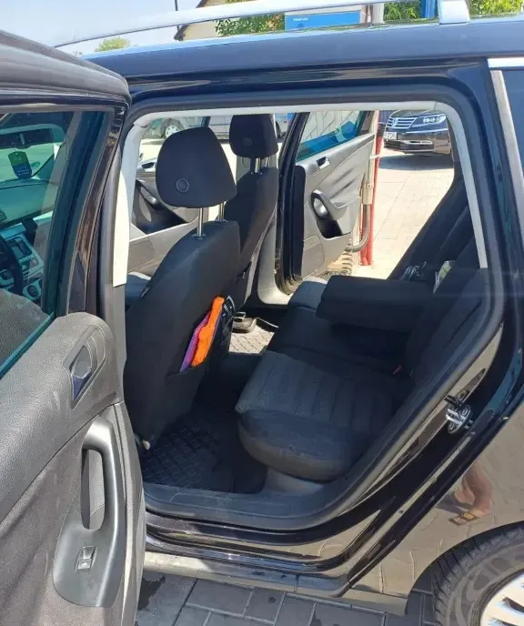 Volkswagen Passat B6 ndash Intretinut Pilot Automat Senzori Parcare Acte in Regula 3 549 eur