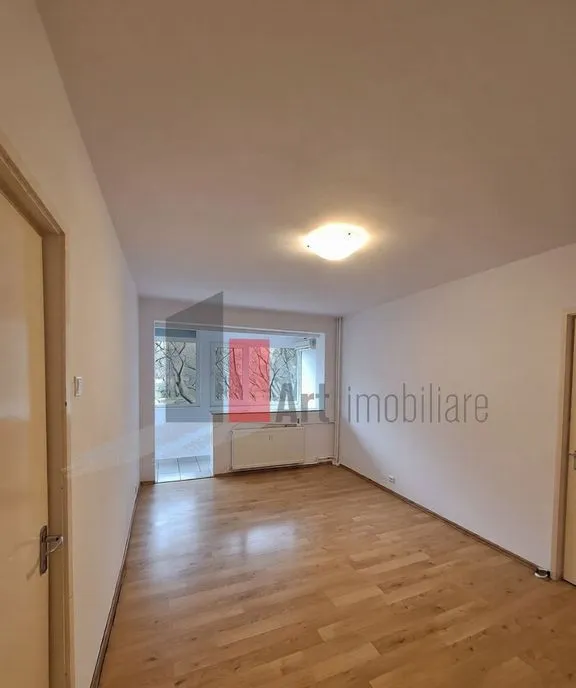 Apartament de vanzare 2 camere et 3/3 Bucurestii Noi